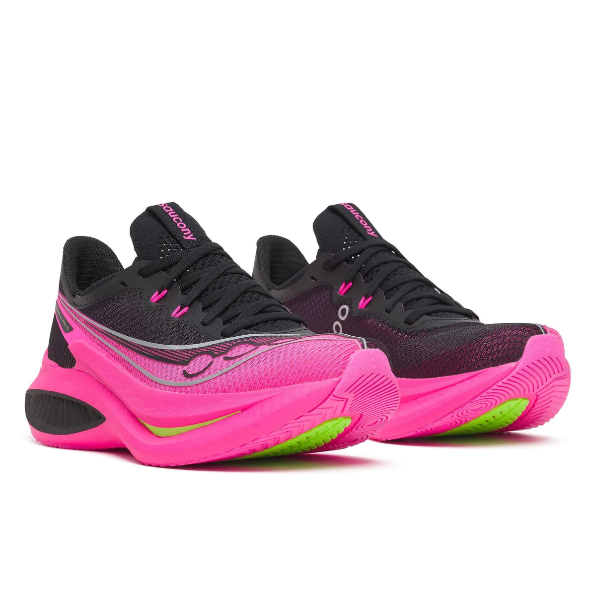 Women's Saucony Endorphin Pro 5 Black | Shock - pair, three quarter angle