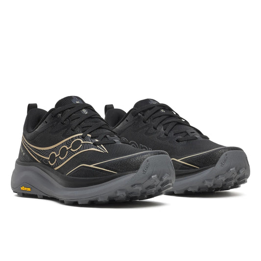 Women's Saucony Peregrine 16 Black Carbon - pair, three quarter angle