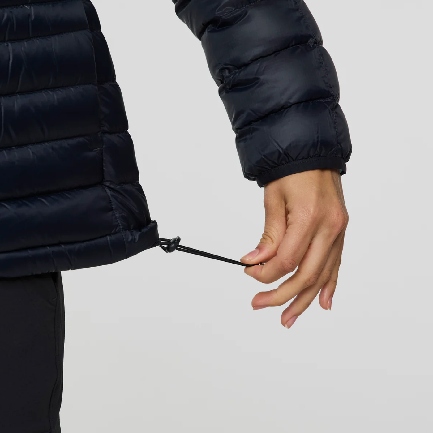 Cotopaxi Women's Fuego Down Hooded Jacket - Image 5