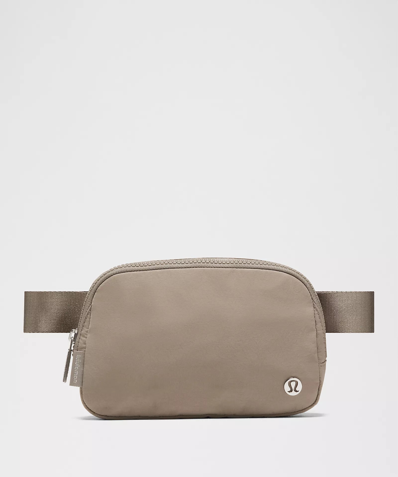 Lululemon Everywhere Belt Bag 1L - Image 2