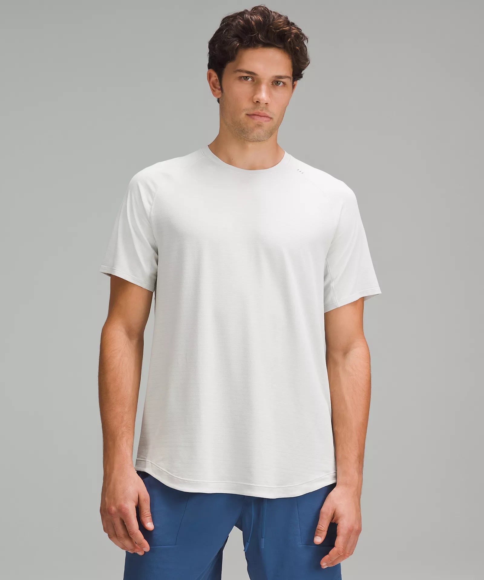 Men's Lululemon License to Train Short-Sleeve Shirt - Image 1