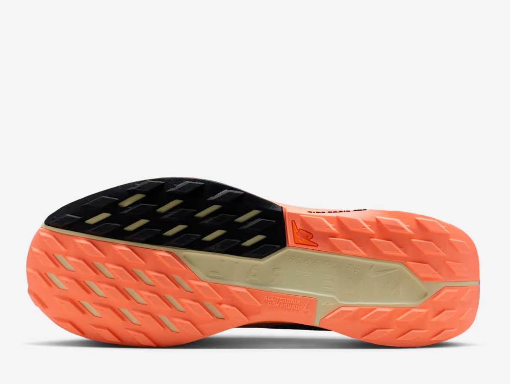 Men's Nike Pegasus Trail 5 GTX - Image 3