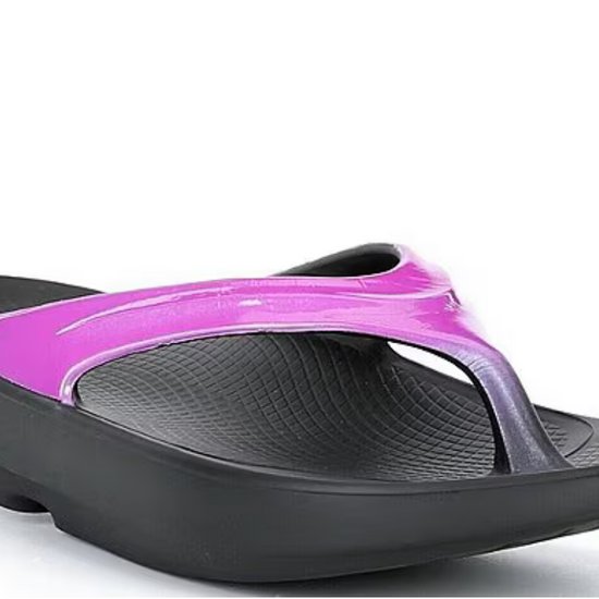 Oofos Women's OOlala Luxe Sandal - Image 1