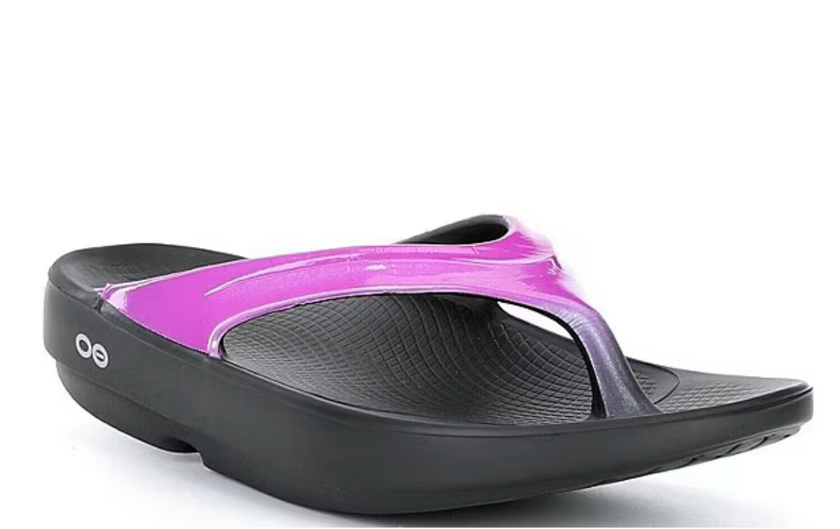 Oofos Women's OOlala Luxe Sandal - Image 1