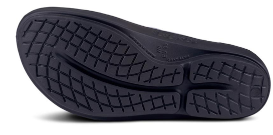 Oofos Women's OOlala Luxe Sandal - Image 13