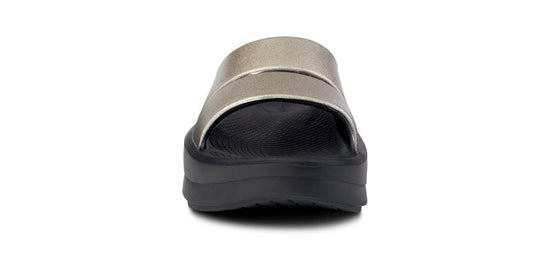 Oofos Women's OOmega OOahh Luxe Sandal - Image 4