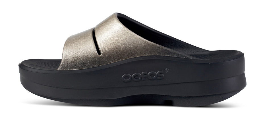 Oofos Women's OOmega OOahh Luxe Sandal - Image 5