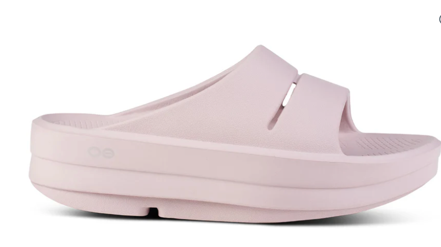 Oofos Women's OOmega OOahh Sandal - Image 2