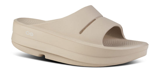 Oofos Women's OOmega OOahh Sandal - Image 3