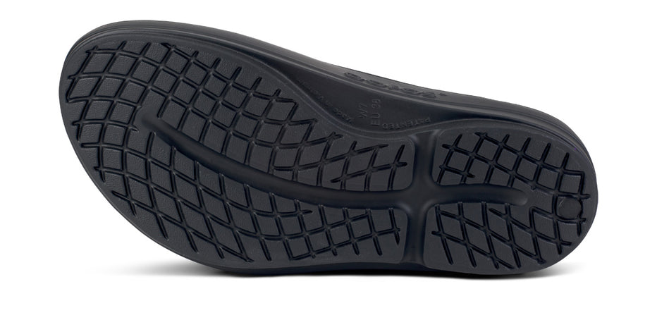 Oofos Women's OOmega OOlala Luxe Sandal - Image 11