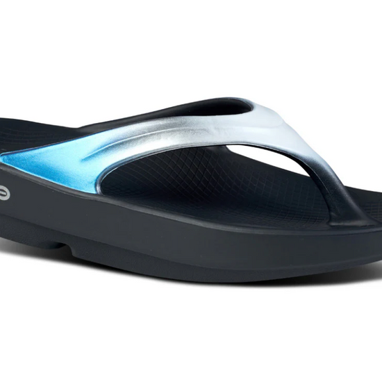 Oofos Women's OOmega OOlala Luxe Sandal - Image 2