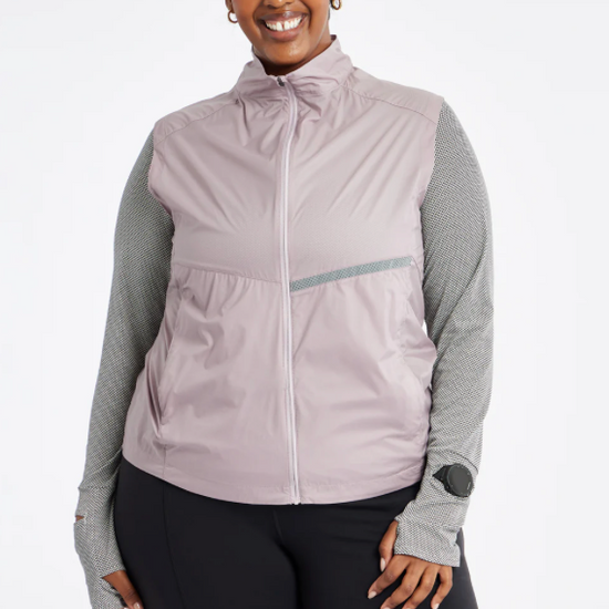 Women's Oiselle Reflective Vigor Vest - Image 9