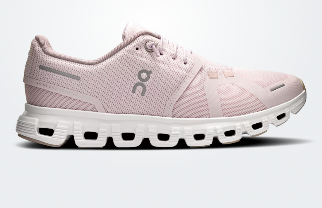 Women's On Cloud 6 (Clearance) - Image 1