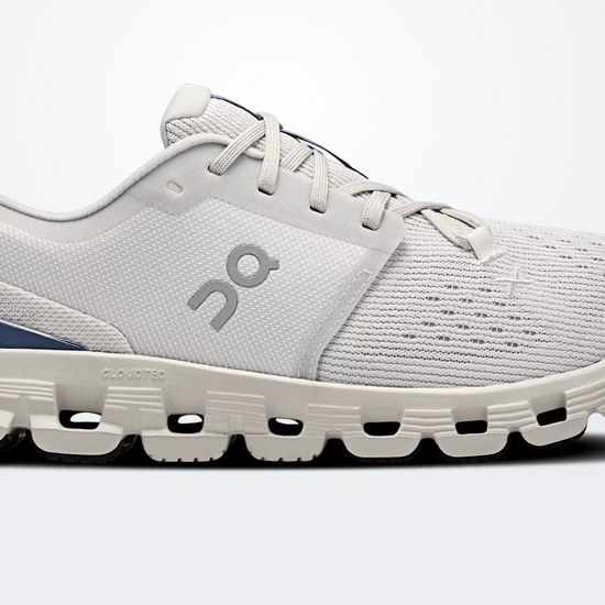 Women's On Cloud X 4 (Clearance) - Image 1