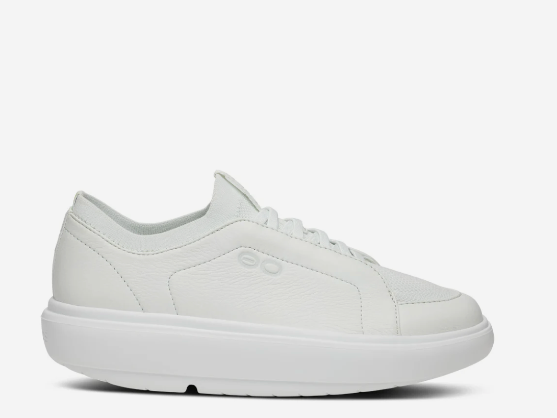 Women's Oofos OOmg+ Club Shoes - Image 2