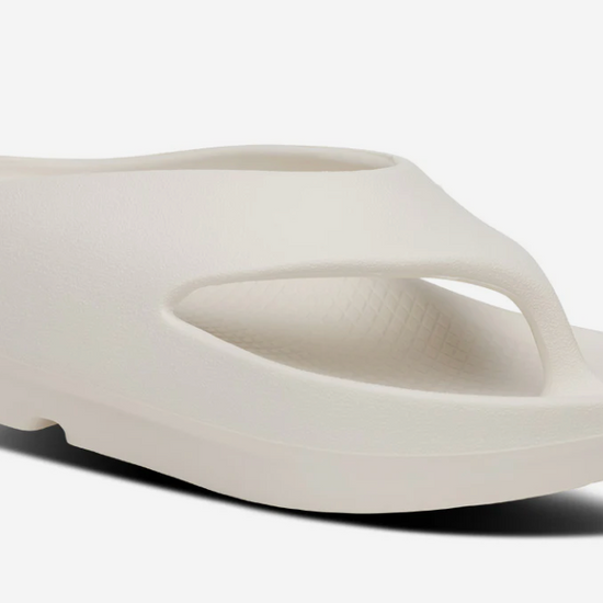 Women's OOfos OOriginal Sandal - Image 1